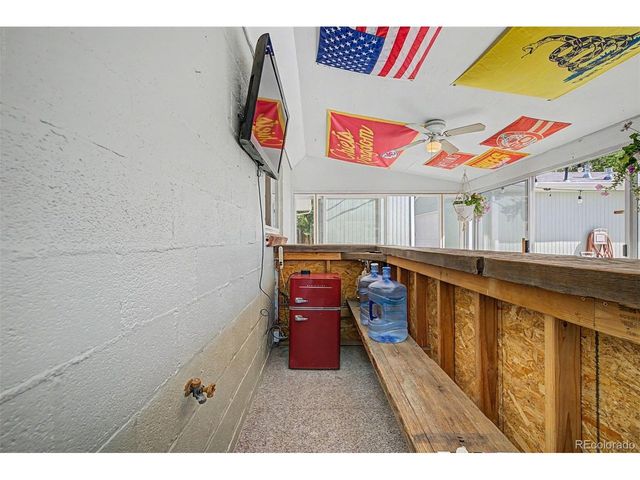 5480 Niagara St, Commerce City, CO 80022