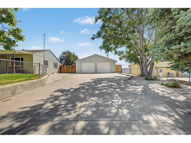 5480 Niagara St, Commerce City, CO 80022