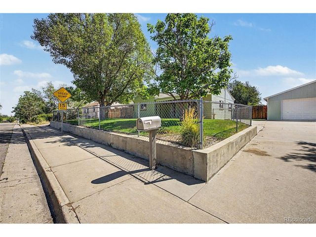 5480 Niagara St, Commerce City, CO 80022