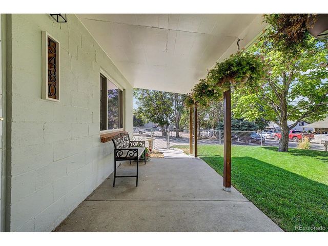 5480 Niagara St, Commerce City, CO 80022