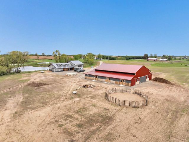 5780 COUNTY ROAD V, Gillett, WI 54124
