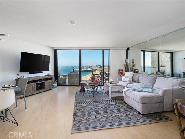 531 Esplanade 313, Redondo Beach, CA 90277