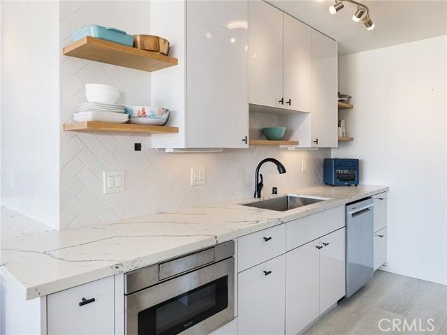 531 Esplanade 313, Redondo Beach, CA 90277