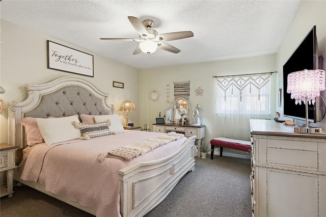 302 BUCKINGHAM PLACE, Palm Harbor, FL 34684