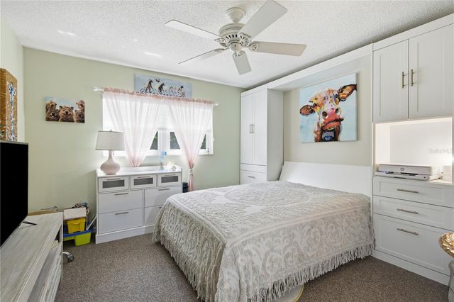 302 BUCKINGHAM PLACE, Palm Harbor, FL 34684