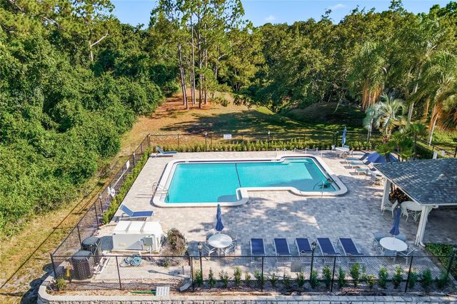 302 BUCKINGHAM PLACE, Palm Harbor, FL 34684