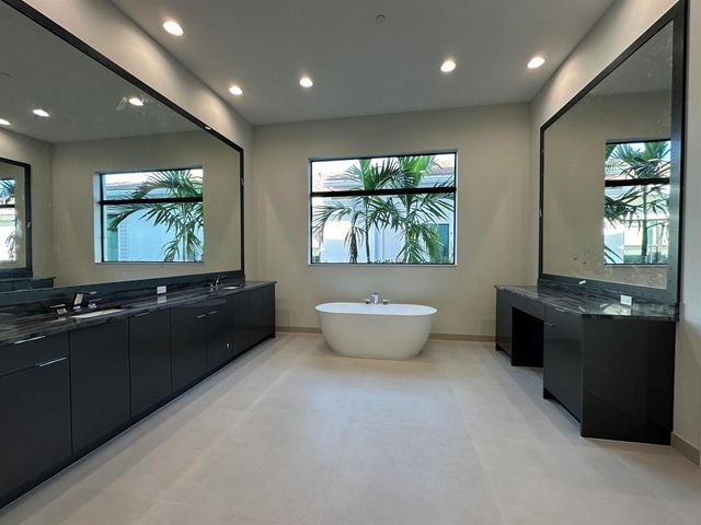 9180 Coral Isles Circle Lot 21, Palm Beach Gardens, FL 33412