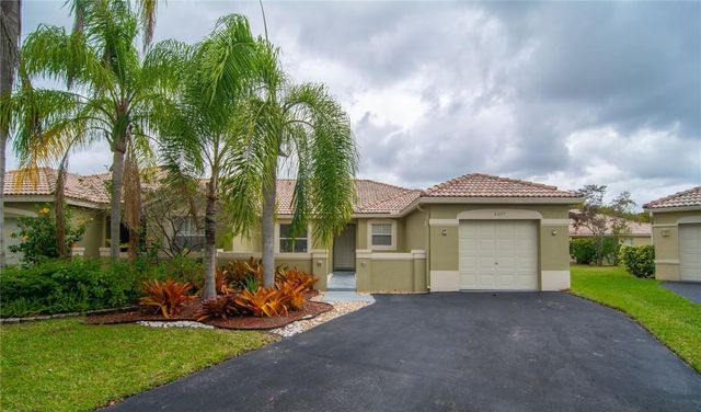 4297 Pine Ridge Court, Weston, FL 33331