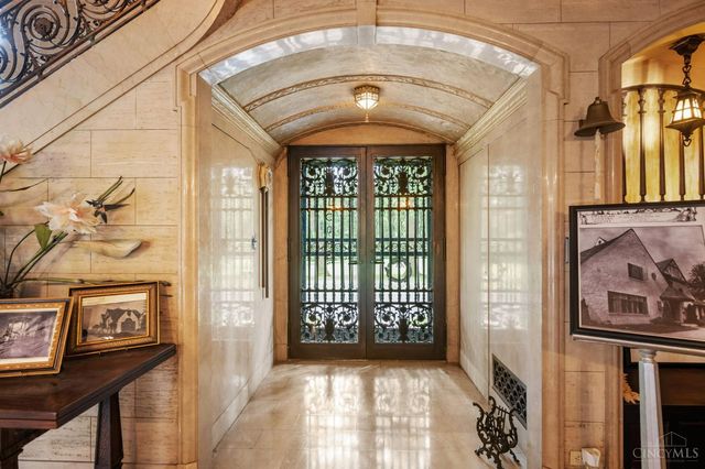 5114 Cleves Warsaw Pike, Green Twp, OH 45238