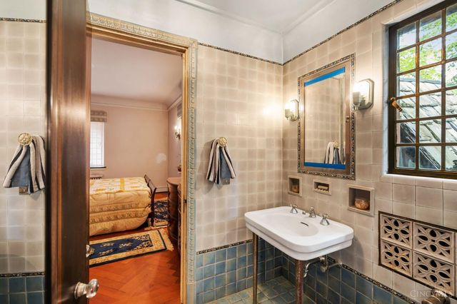 5114 Cleves Warsaw Pike, Green Twp, OH 45238