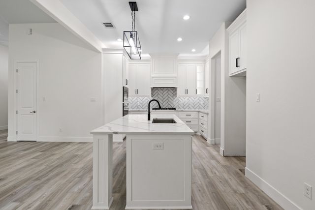 255 Kathryn's Court, Mt Pleasant, TX 75455