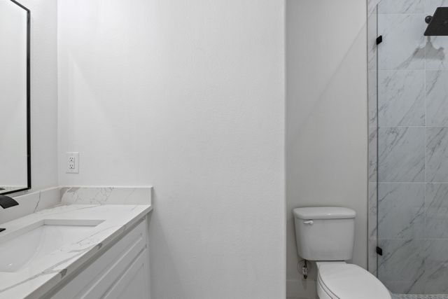 255 Kathryn's Court, Mt Pleasant, TX 75455