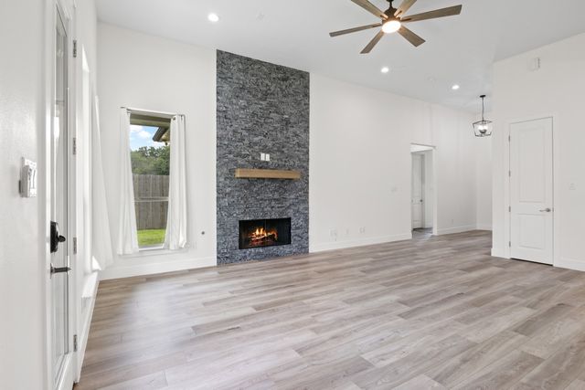 255 Kathryn's Court, Mt Pleasant, TX 75455