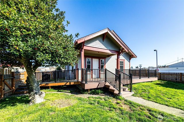 115 E 5th Street, Port Angeles, WA 98362