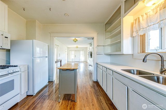 115 E 5th Street, Port Angeles, WA 98362