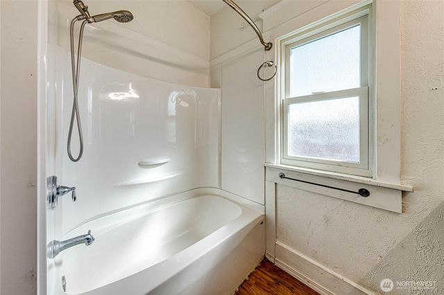 115 E 5th Street, Port Angeles, WA 98362