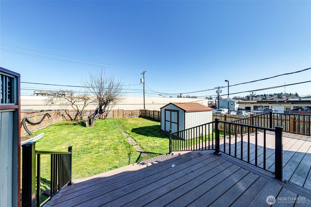 115 E 5th Street, Port Angeles, WA 98362