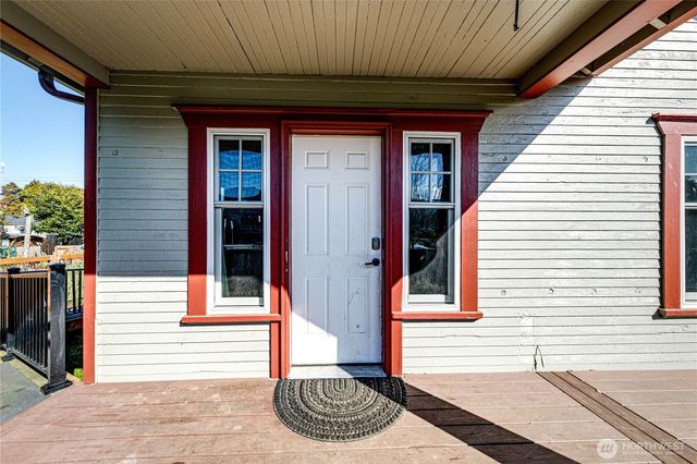 115 E 5th Street, Port Angeles, WA 98362