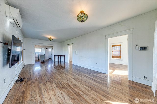 115 E 5th Street, Port Angeles, WA 98362