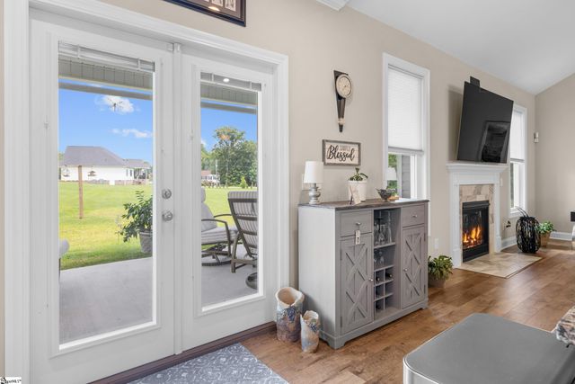422 Mountain View Church Road, Six Mile, SC 29682