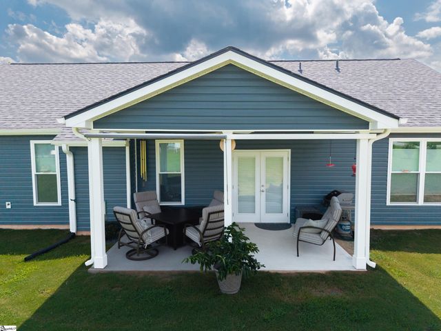 422 Mountain View Church Road, Six Mile, SC 29682