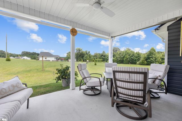 422 Mountain View Church Road, Six Mile, SC 29682