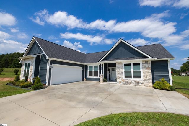 422 Mountain View Church Road, Six Mile, SC 29682