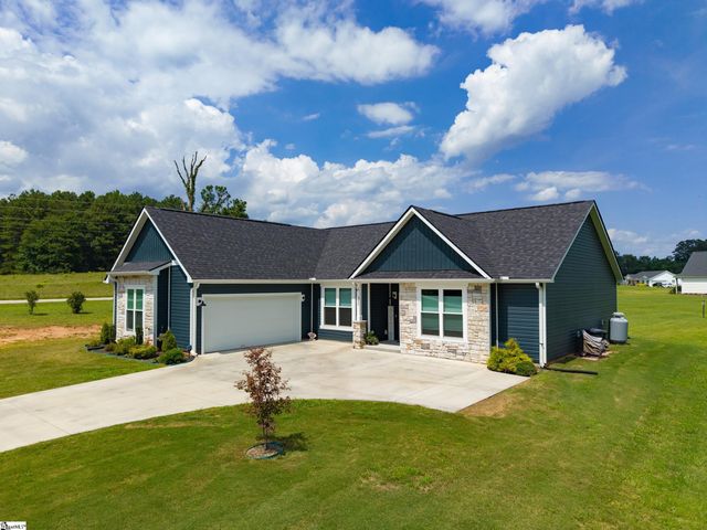 422 Mountain View Church Road, Six Mile, SC 29682