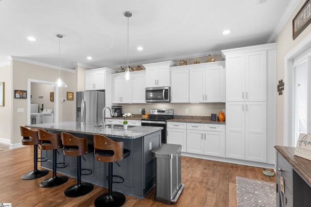 422 Mountain View Church Road, Six Mile, SC 29682