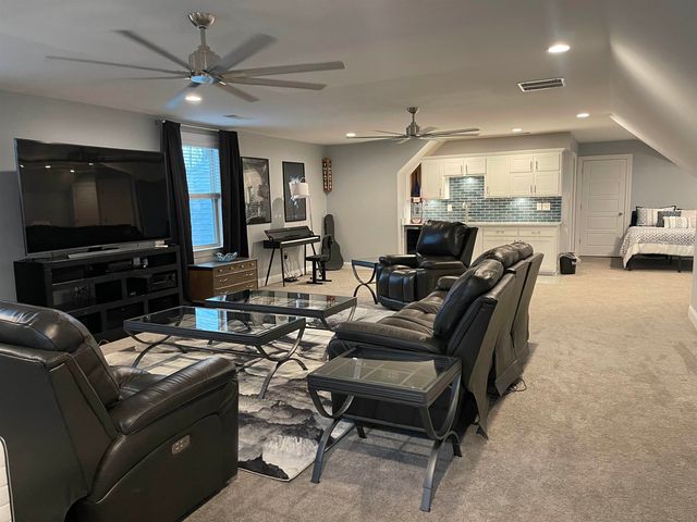 431 GEORGE ELLIS DR, Munford, TN 38058