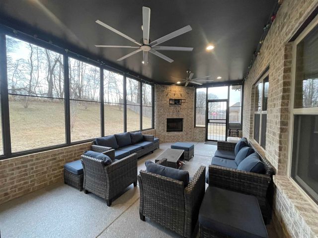 431 GEORGE ELLIS DR, Munford, TN 38058