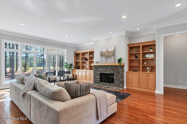 409 Meyer Farm Drive, Pinehurst, NC 28374