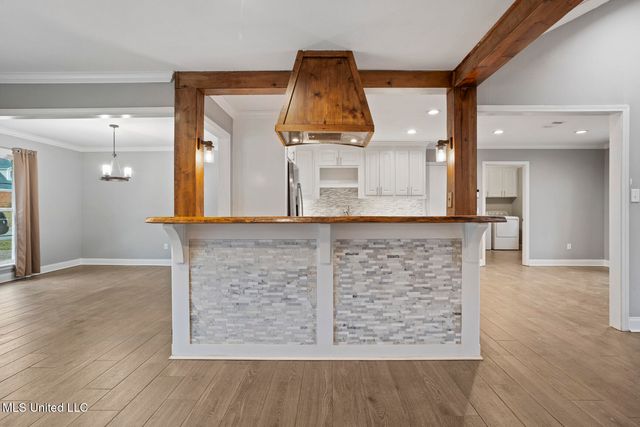 324 Millcreek Drive, Brandon, MS 39047