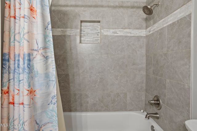 324 Millcreek Drive, Brandon, MS 39047