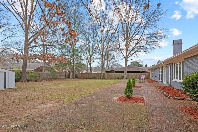 324 Millcreek Drive, Brandon, MS 39047