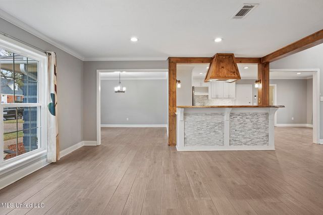 324 Millcreek Drive, Brandon, MS 39047