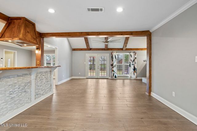 324 Millcreek Drive, Brandon, MS 39047