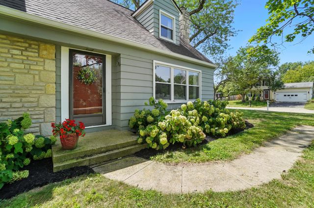 2701 Snouffer Road, Columbus, OH 43235