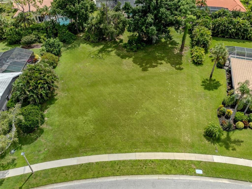 SORRENTO WOODS BOULEVARD, Nokomis, FL 34275