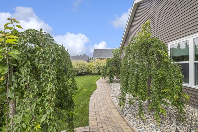 2428 Winesap Street, Schererville, IN 46375