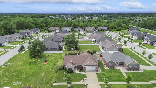 2428 Winesap Street, Schererville, IN 46375