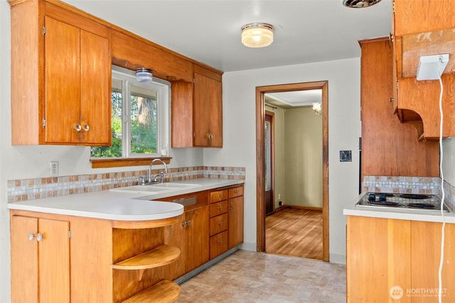 8212 South Sw, Lakewood, WA 98498