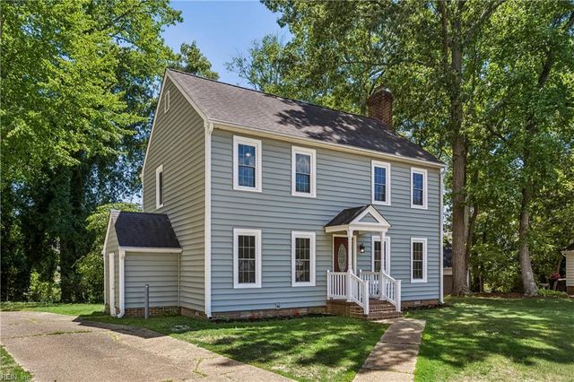 9 Winder CRES, Newport News, VA 23606