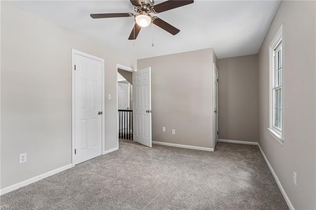 9 Winder CRES, Newport News, VA 23606