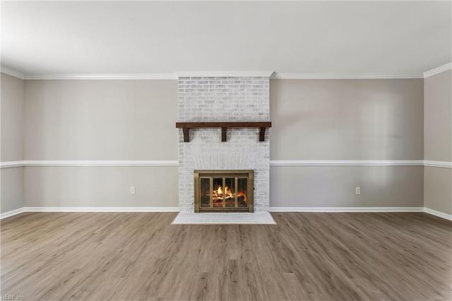 9 Winder CRES, Newport News, VA 23606