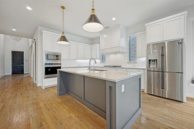 691 Meandering Lane, Frisco, TX 75033