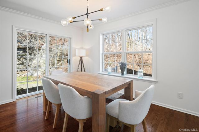 2 Deer Tree Lane, Briarcliff Manor, NY 10510