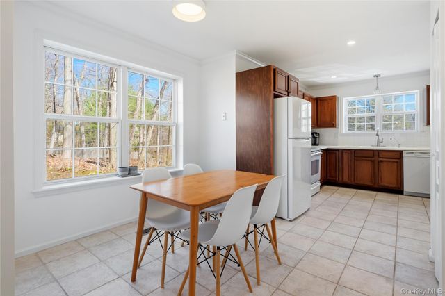 2 Deer Tree Lane, Briarcliff Manor, NY 10510