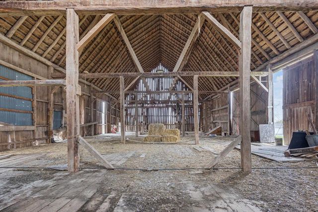 W4943 BRUSEWITZ ROAD, Black Creek, WI 54106