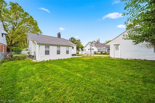 259 E 324th Street, Willowick, OH 44095